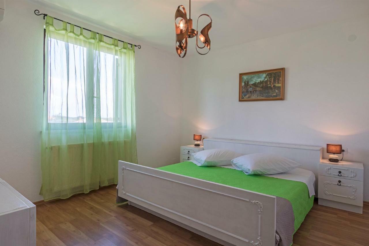 Vila Lokvanj Ližnjan Exteriér fotografie