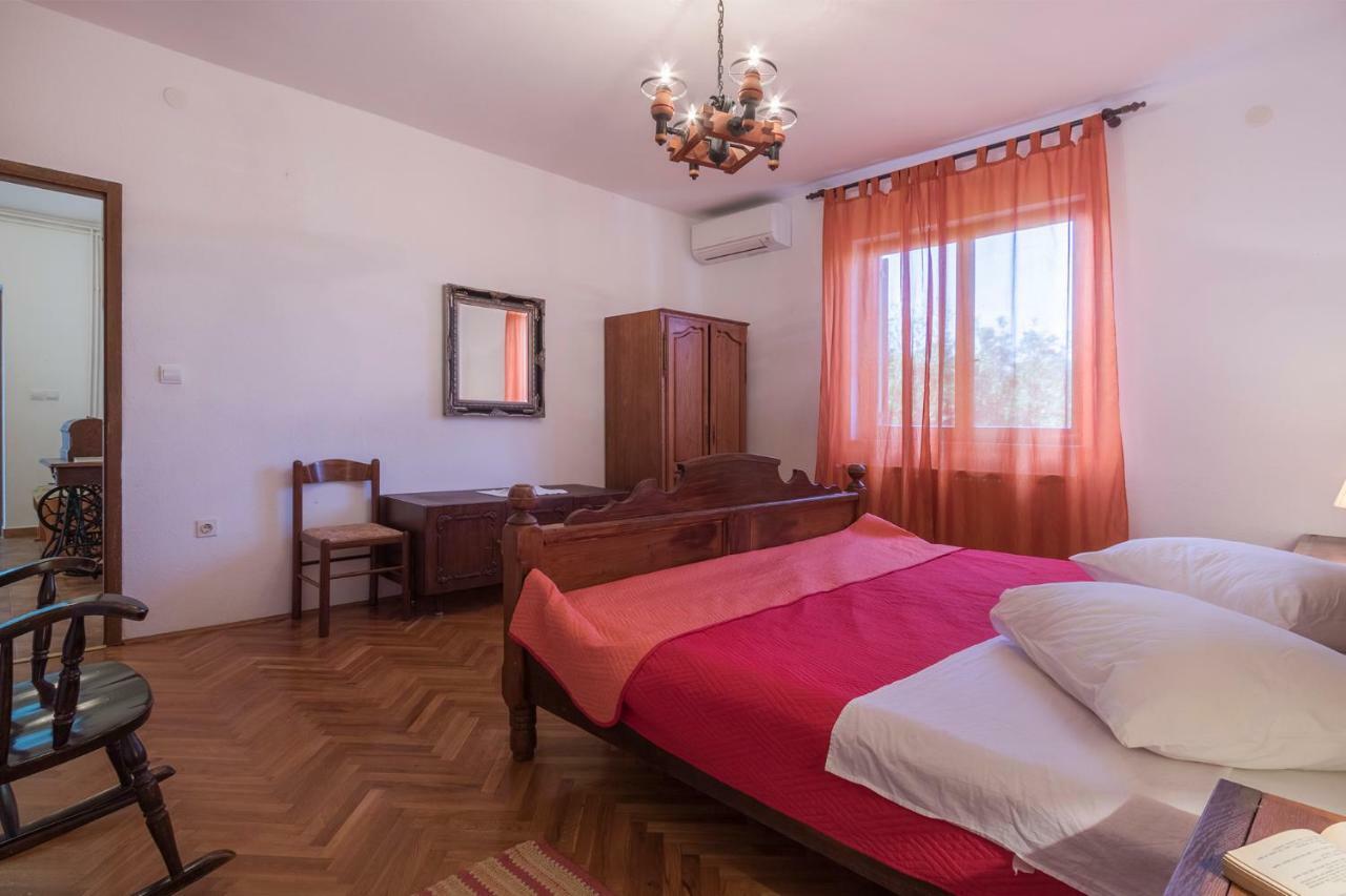Vila Lokvanj Ližnjan Exteriér fotografie