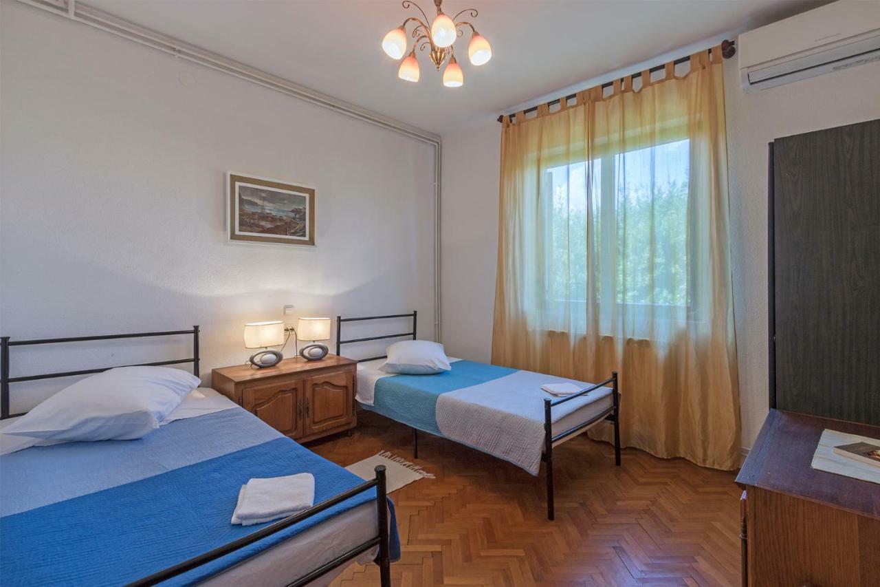 Vila Lokvanj Ližnjan Exteriér fotografie