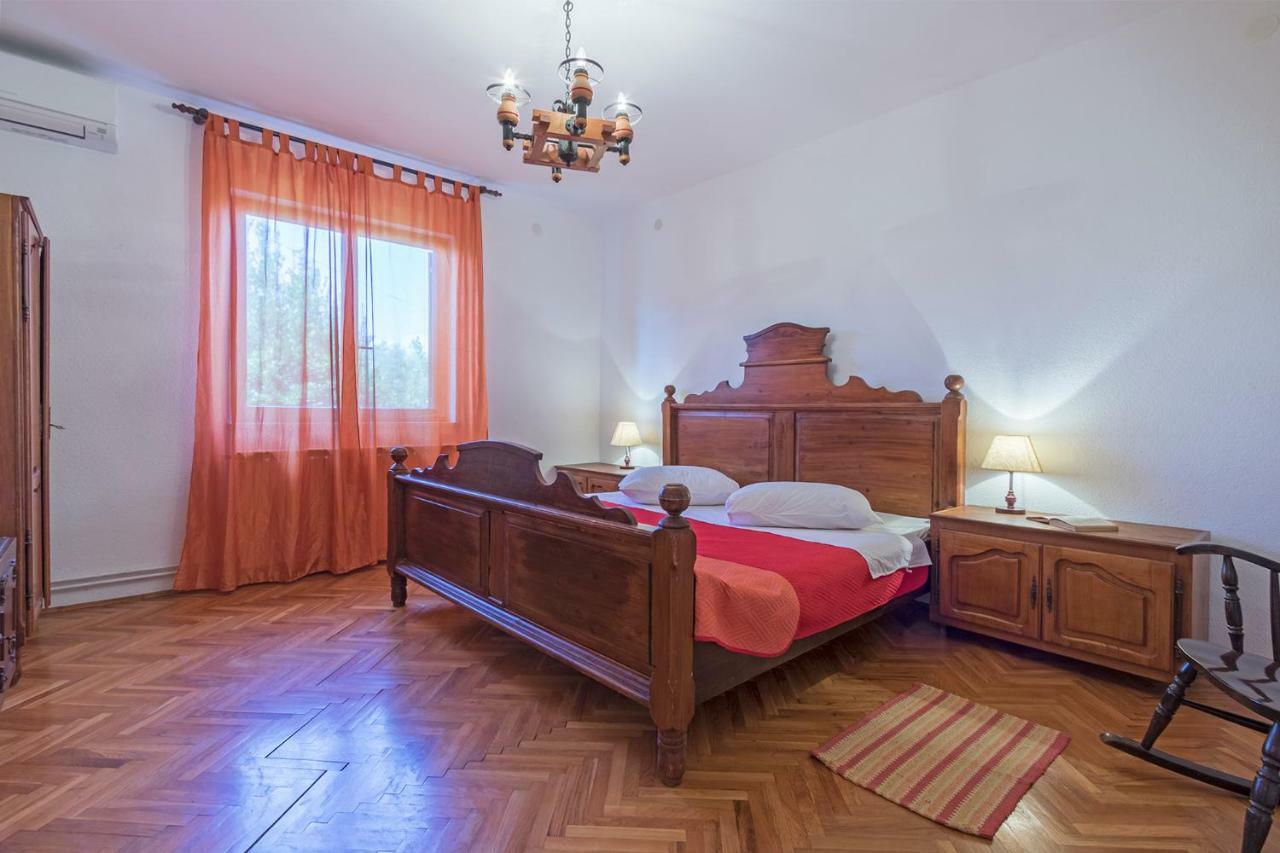 Vila Lokvanj Ližnjan Exteriér fotografie