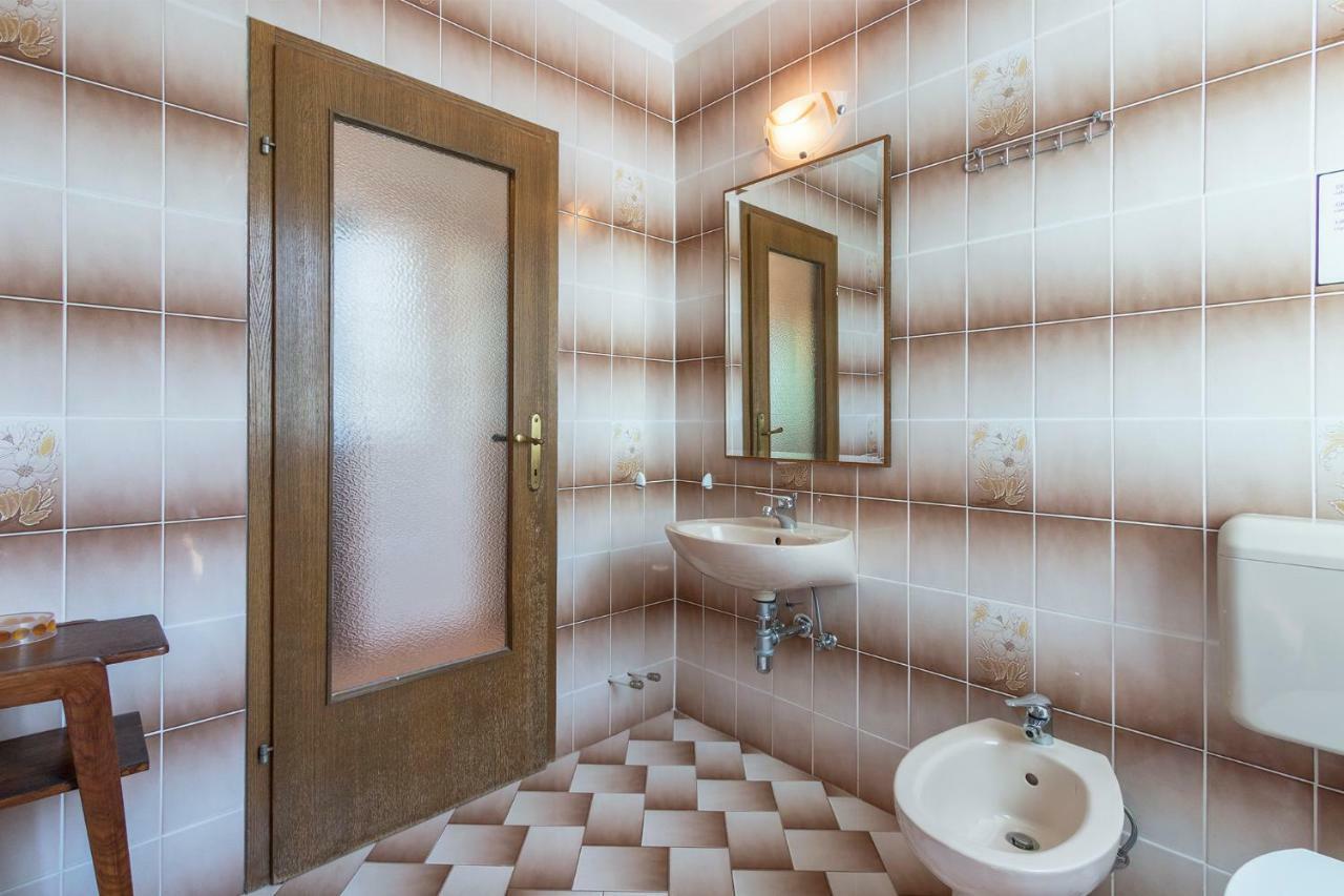 Vila Lokvanj Ližnjan Exteriér fotografie