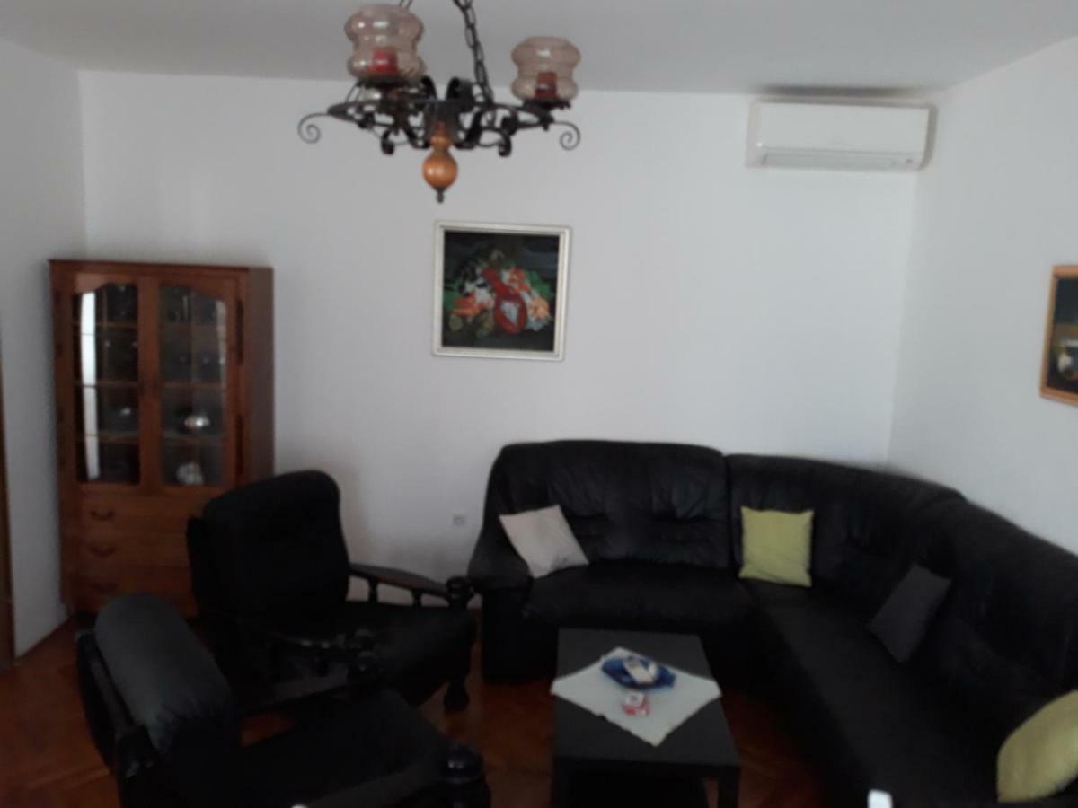 Vila Lokvanj Ližnjan Exteriér fotografie